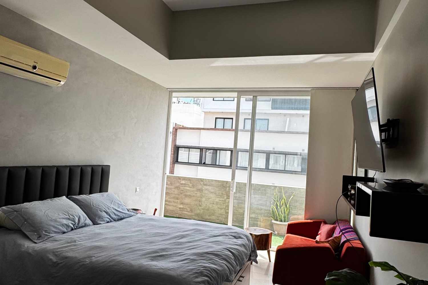 Departamento en Equipetrol en Santa Cruz de la Sierra 2 dormitorios 3 baños 1 parqueos Foto 16