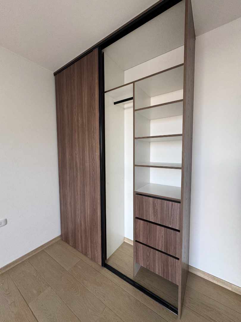 Departamento en AlquilerDpto de 2 dormitorios con parqueo Foto 8