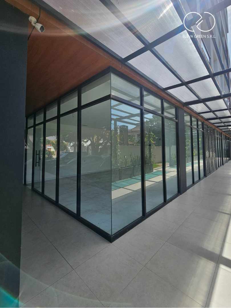 Local comercial en VentaZona norte entre 2do y 3er anillo  1 baños  Foto 5
