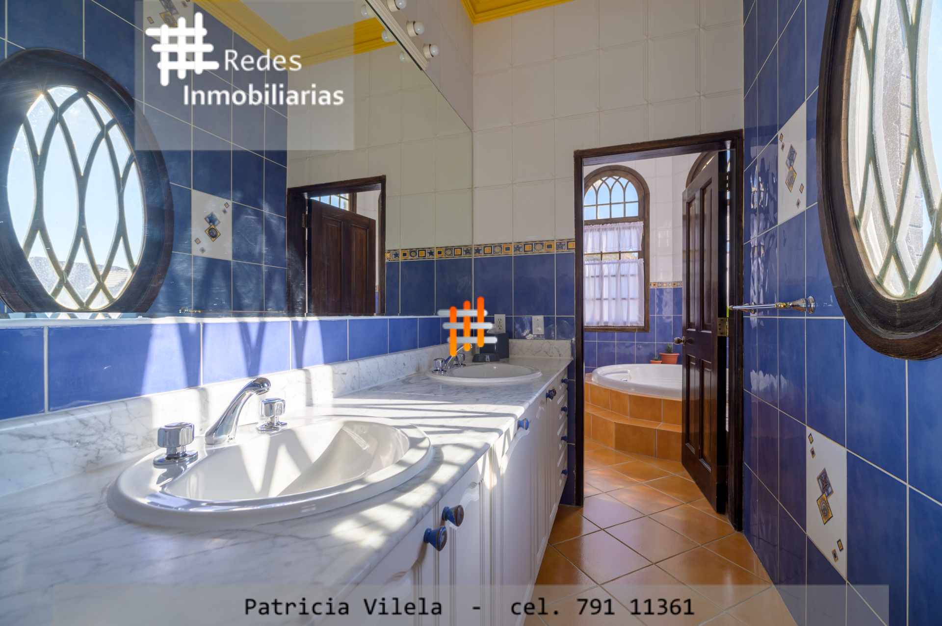 Casa en VentaHERMOSA RESIDENCIA EN VENTA  ACHUMANI EN CONDOMINIO PRIVADO 4 dormitorios 7 baños 2 parqueos Foto 13