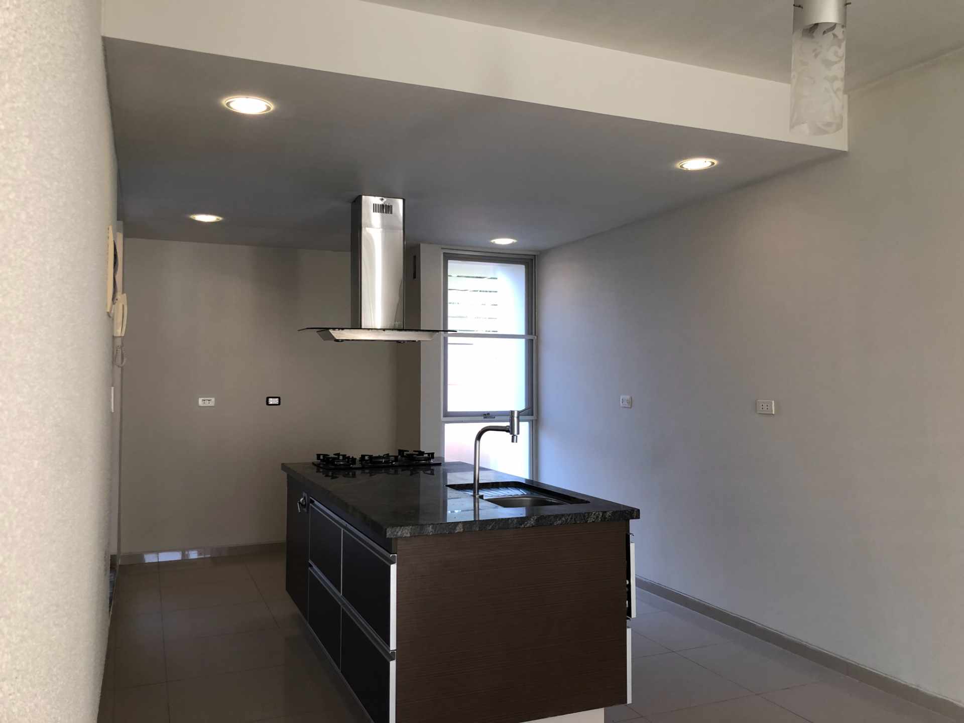 Casa en Entre 6to y 7mo anillo Norte en Santa Cruz de la Sierra 3 dormitorios 3 baños 2 parqueos Foto 16