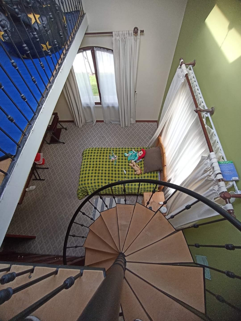 Casa en Irpavi en La Paz 4 dormitorios 5 baños 3 parqueos Foto 9