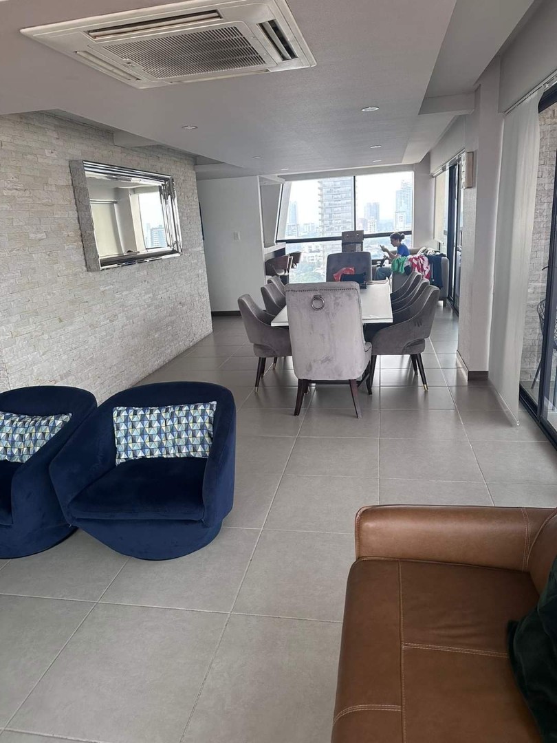 En Alquiler a $us 2,800 Foto 17