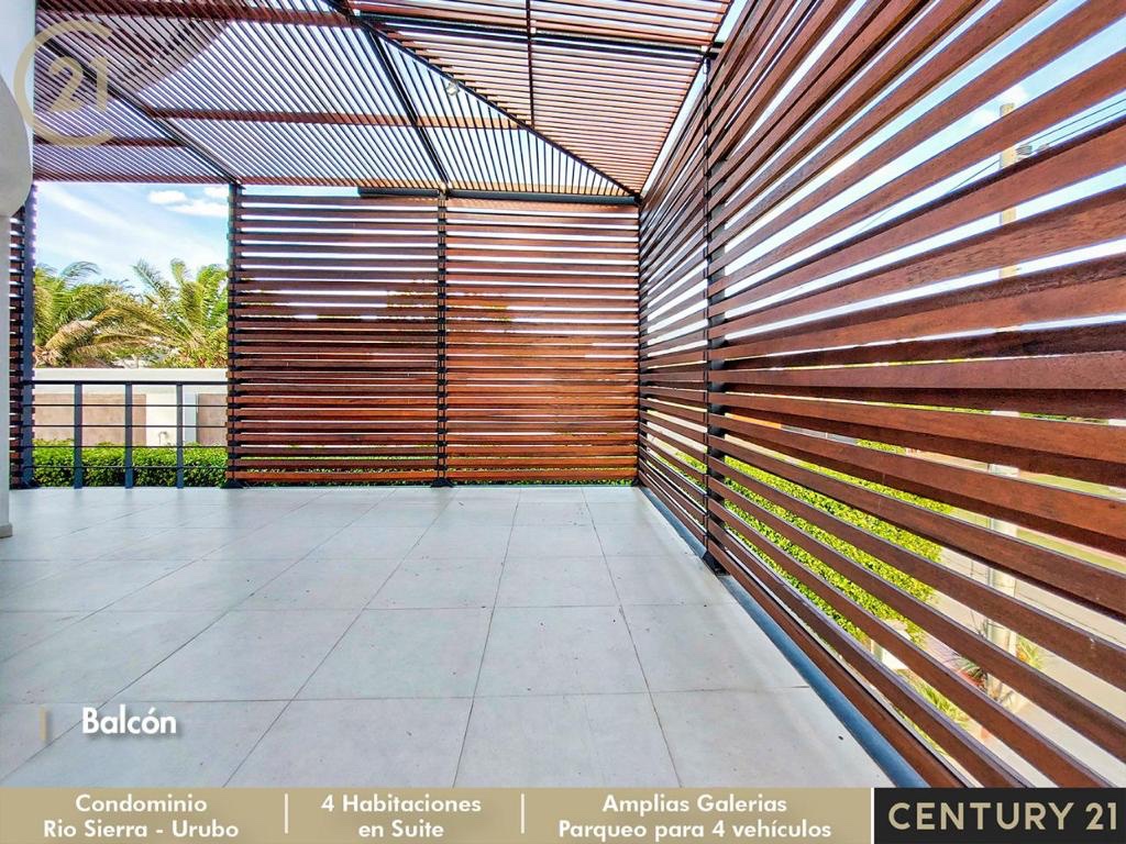 Casa en Urubó en Santa Cruz de la Sierra 4 dormitorios 5 baños 4 parqueos Foto 21