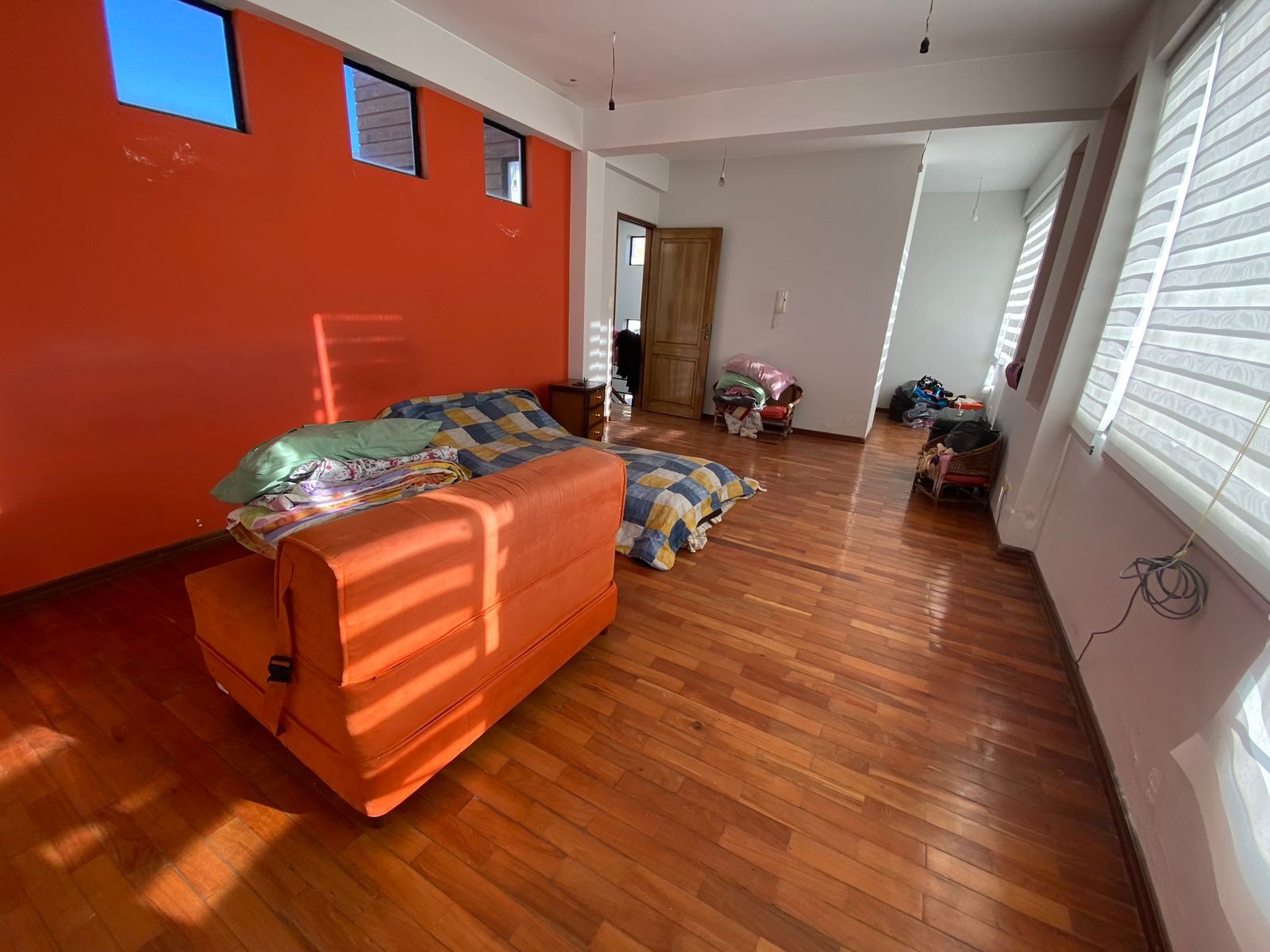 Casa en Achumani en La Paz 4 dormitorios 3 baños  Foto 16