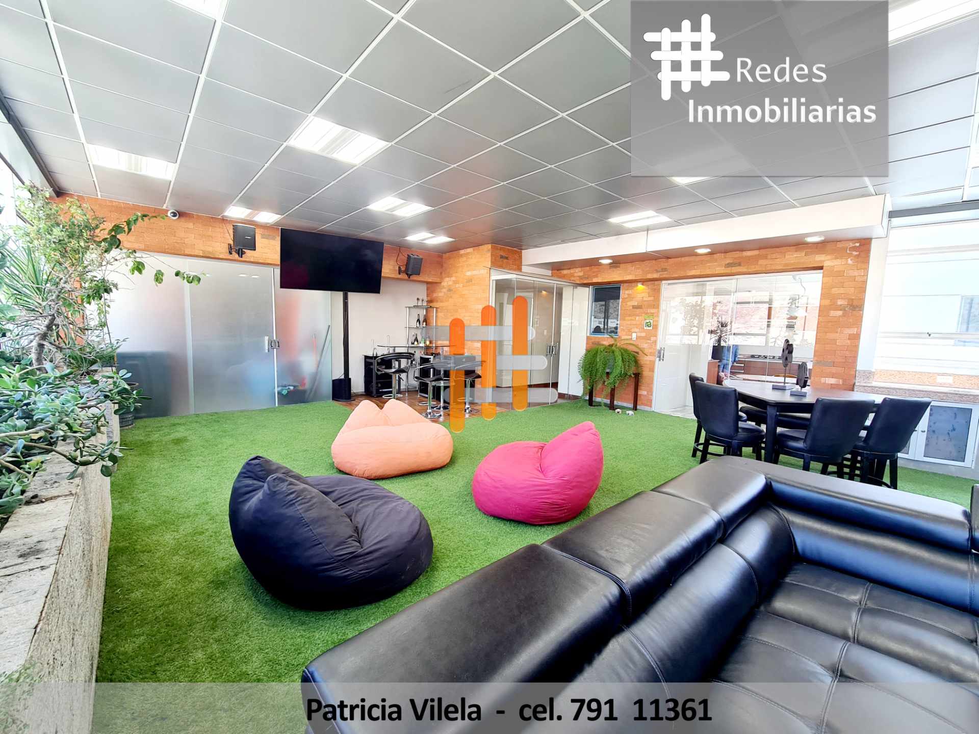 Departamento en VentaPENTHOUSE EN VENTA GRANDE COMO POCOS EN PLENO SAN MIGUEL SOBRE AV. MONTENEGRO  Foto 2