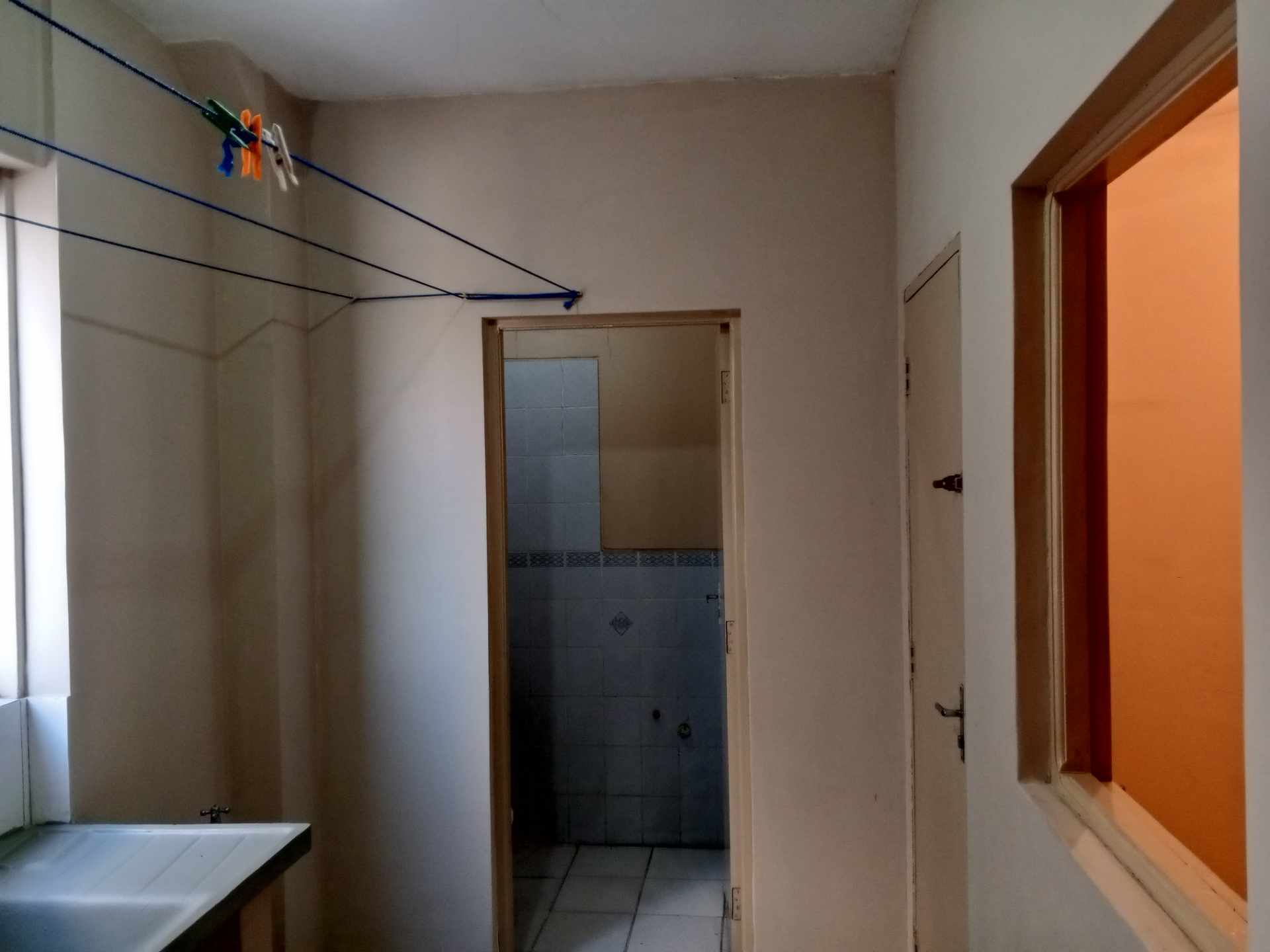 Departamento en Venta[CONDOMINIO LIMCO 1| SOBRE 4TO. ANILLO BARRIO GUARACACHI, ENTRE AV. BRASIL Y AV. VIRGEN DE COTOCA] DEPARTAMENTO EN VENTA DE 2 DORMITORIOS CON DEPENDENCIAS Y PARQUEO DESCUBIERTO Foto 7