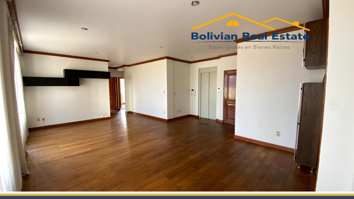 Departamento en AlquilerACHUMANI CALLE 14, BONITO DEPARTAMENTO EN ALQUILER  3 dormitorios 3 baños 2 parqueos Foto 3