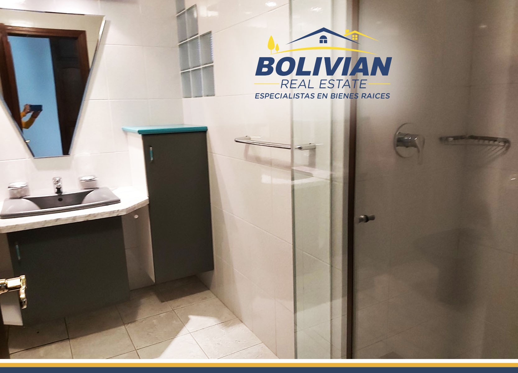 Departamento en Calacoto en La Paz 3 dormitorios 3 baños 2 parqueos Foto 9