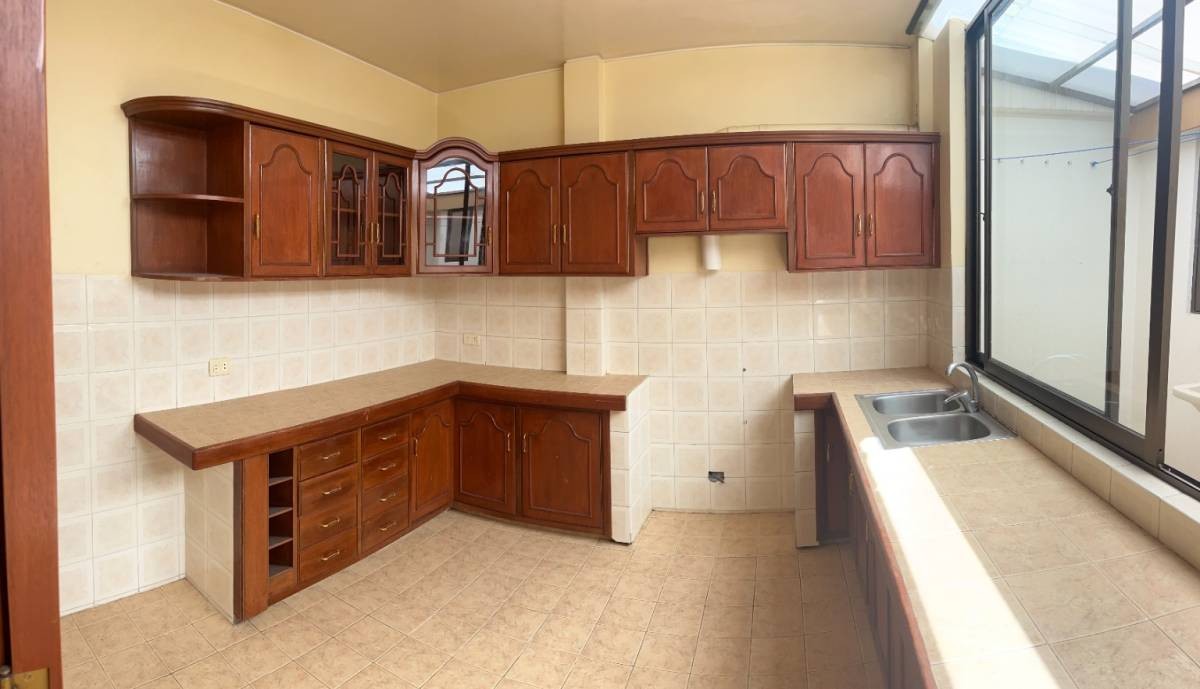 Departamento ACHUMANI, CALLE 20 Foto 3