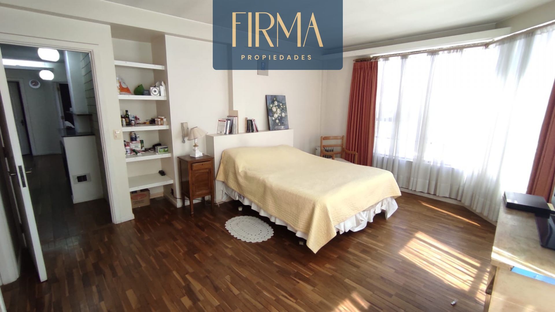 Casa en Calacoto en La Paz 9 dormitorios 7 baños 4 parqueos Foto 21