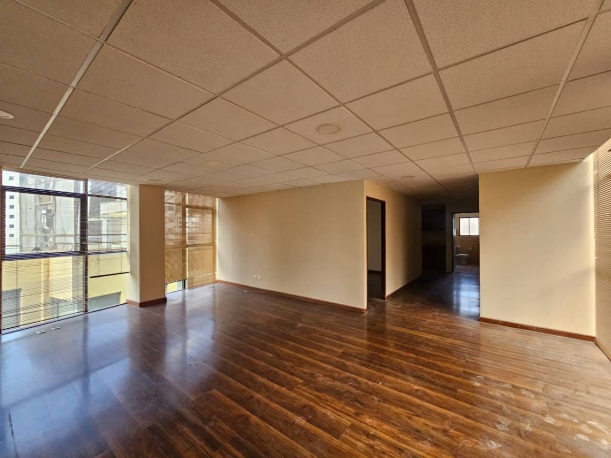 Edificio en San Miguel en La Paz 36 dormitorios 21 baños 7 parqueos Foto 22