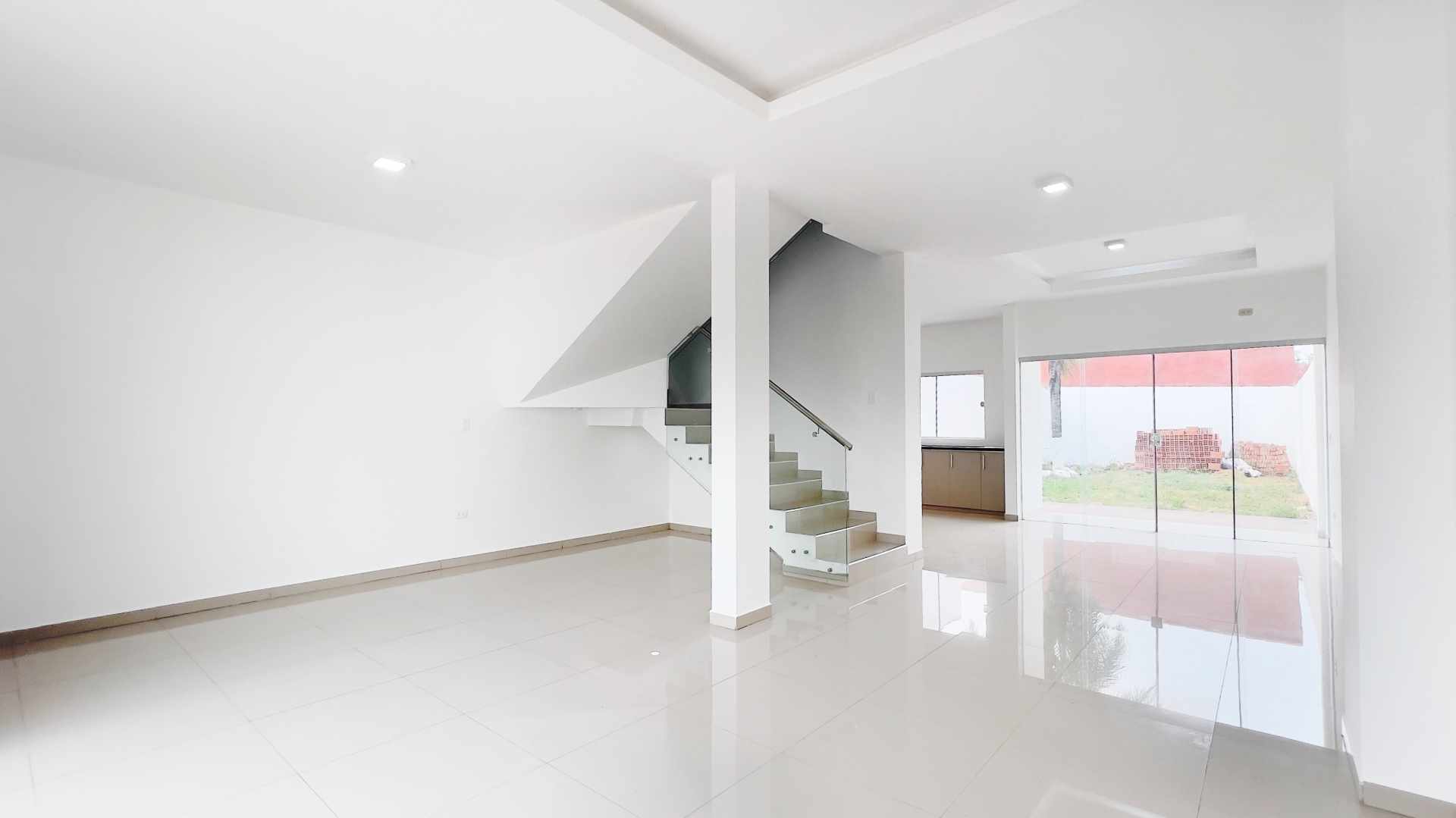 Casa en VentaCasa en venta Zona Av. Santos Dumont 3 dormitorios 3 baños 2 parqueos Foto 7