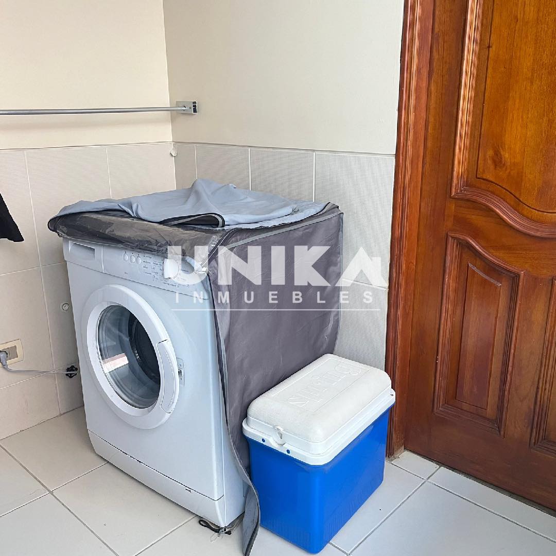 Departamento en Alquiler☀️🏢 HERMOSO DEPARTAMENTO AMOBLADO o SIN MUEBLES EN ALQUILER EN CALACOTO. 3 dormitorios 3 baños 1 parqueos Foto 16