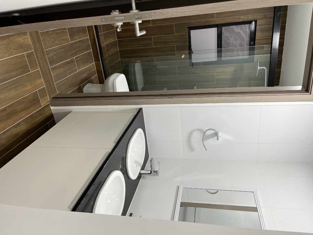 Departamento en AlquilerAv. Banzer 8vo Anillo - Remanso 4 dormitorios 3 baños 2 parqueos Foto 10