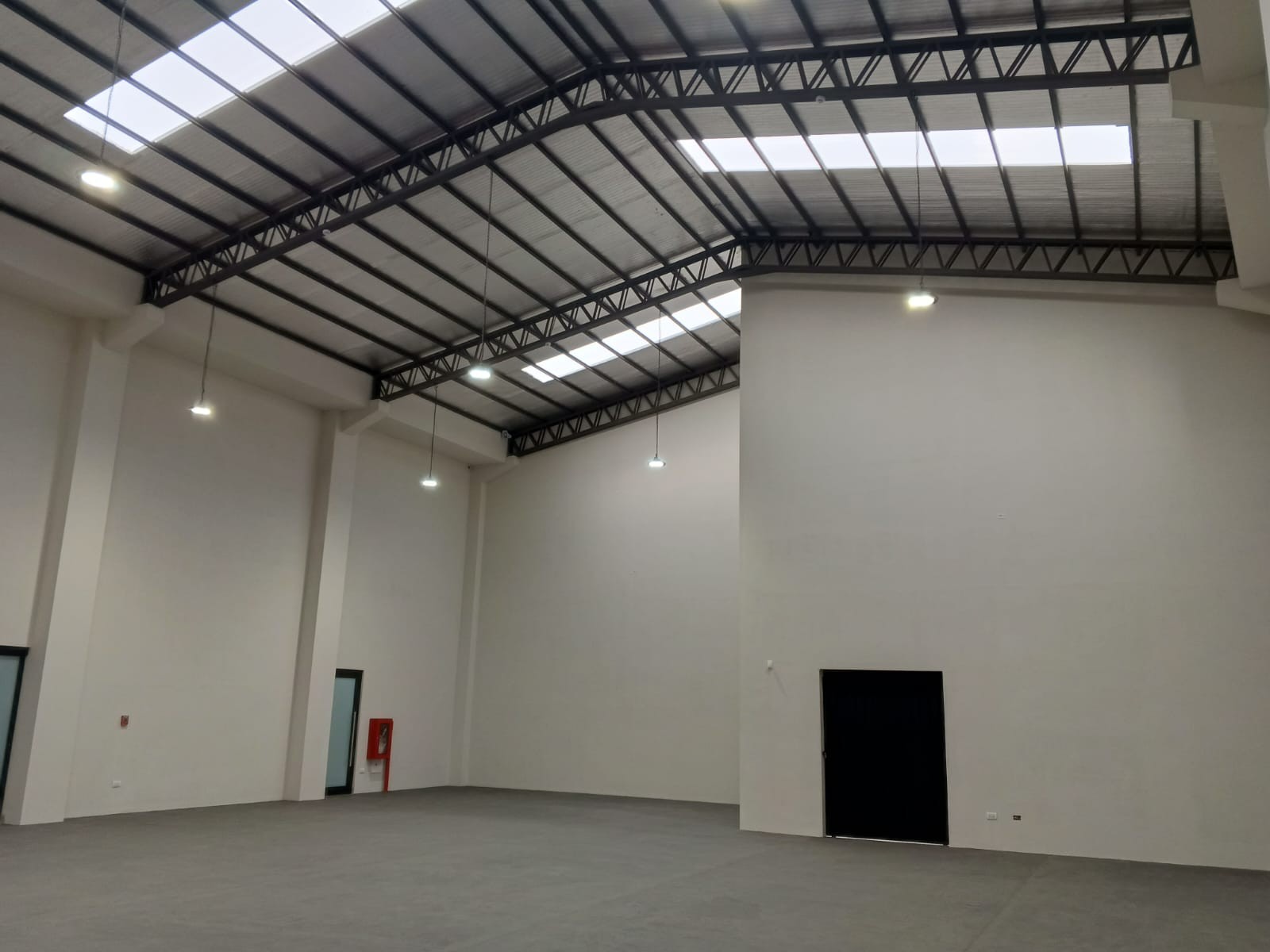 Edificio Edificio A Estrenar en Alquiler  Foto 6