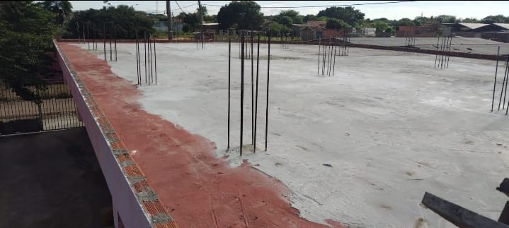 Local comercial URB. LAS PIEDADES, ZONA PAMPA DE LA ISLA, SANTA CRUZ  Foto 4