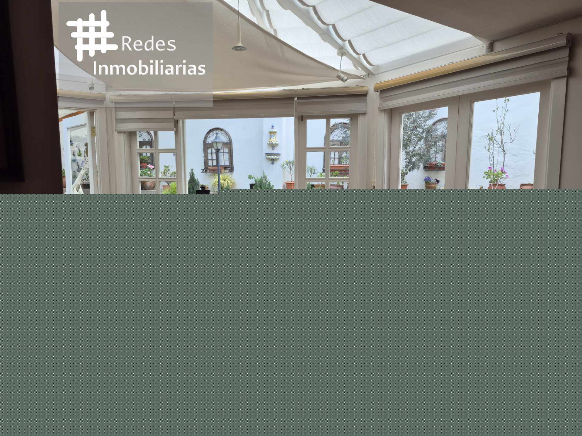 Casa en AlquilerPRECIOSA CASA EN ALQUILER EN ACHUMANI SUPER CENTRICA SEMI AMOBLADA   3 dormitorios 4 baños 2 parqueos Foto 41