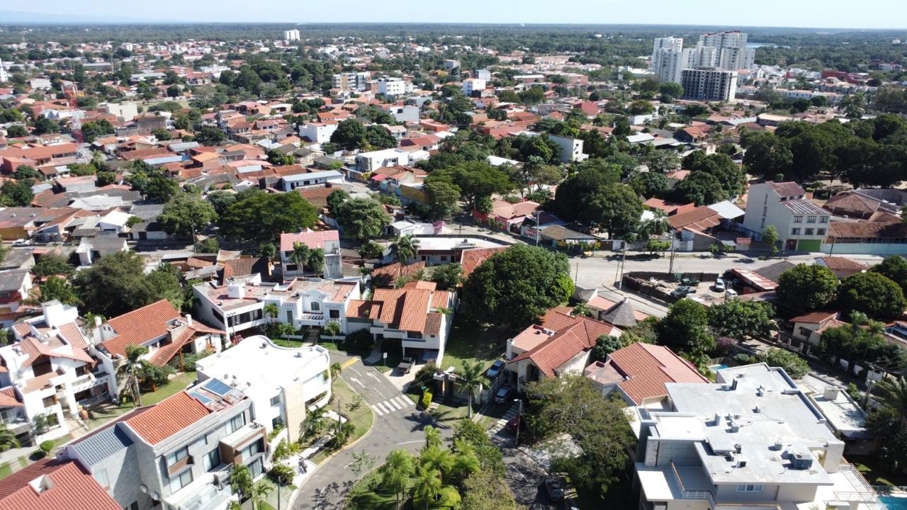 Terreno en VentaBarrio Norte al frente del Mall las Brisas     Foto 4