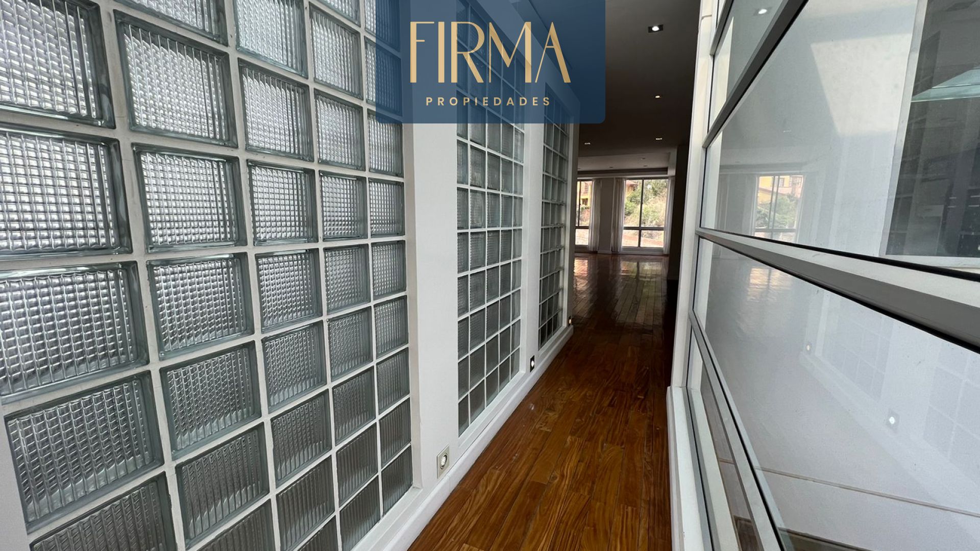 Departamento en Achumani en La Paz 3 dormitorios 5 baños 3 parqueos Foto 8