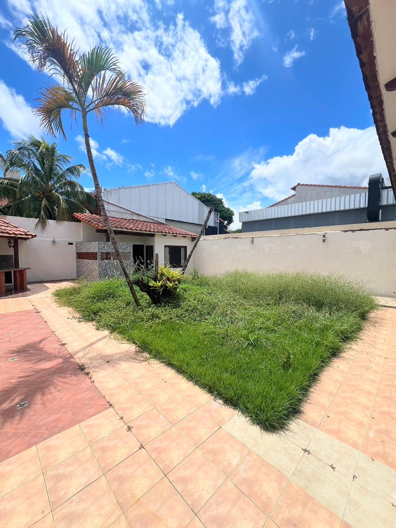 Terreno en VentaAV. BENI CASA COMO TERRENO EN VENTA    Foto 3
