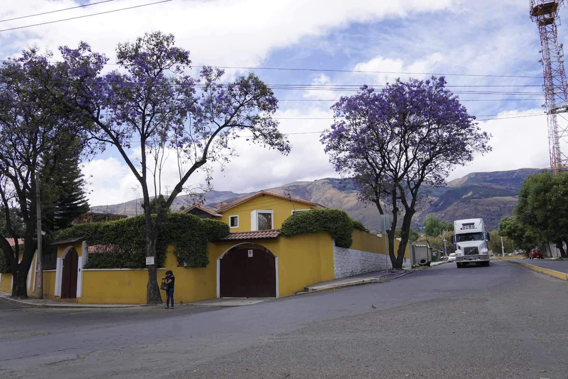 Departamento en Mayorazgo en Cochabamba 3 dormitorios 3 baños 1 parqueos Foto 9