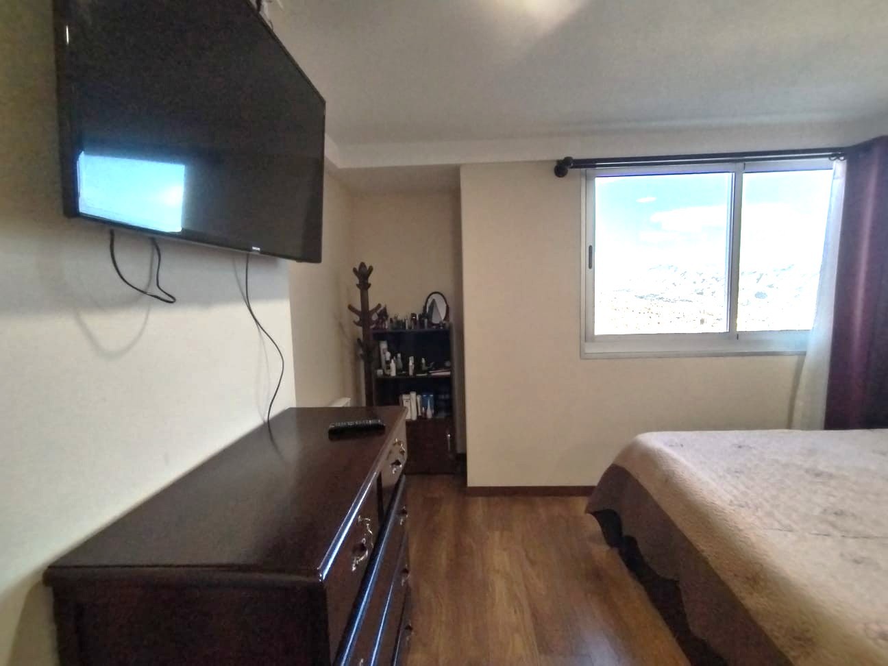 Departamento en AlquilerAVENIDA ARCE   -    LA PAZ  3 dormitorios 4 baños 1 parqueos Foto 16
