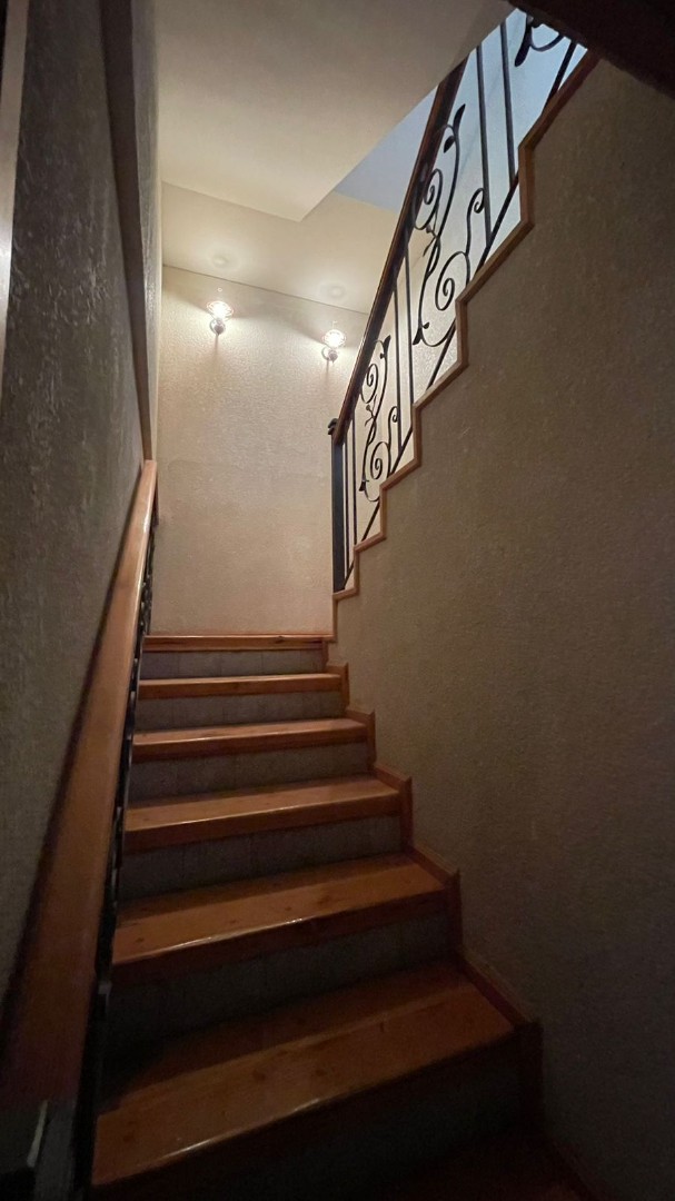 Casa en VentaCasa en Irpavi 2 4 dormitorios 8 baños 4 parqueos Foto 23