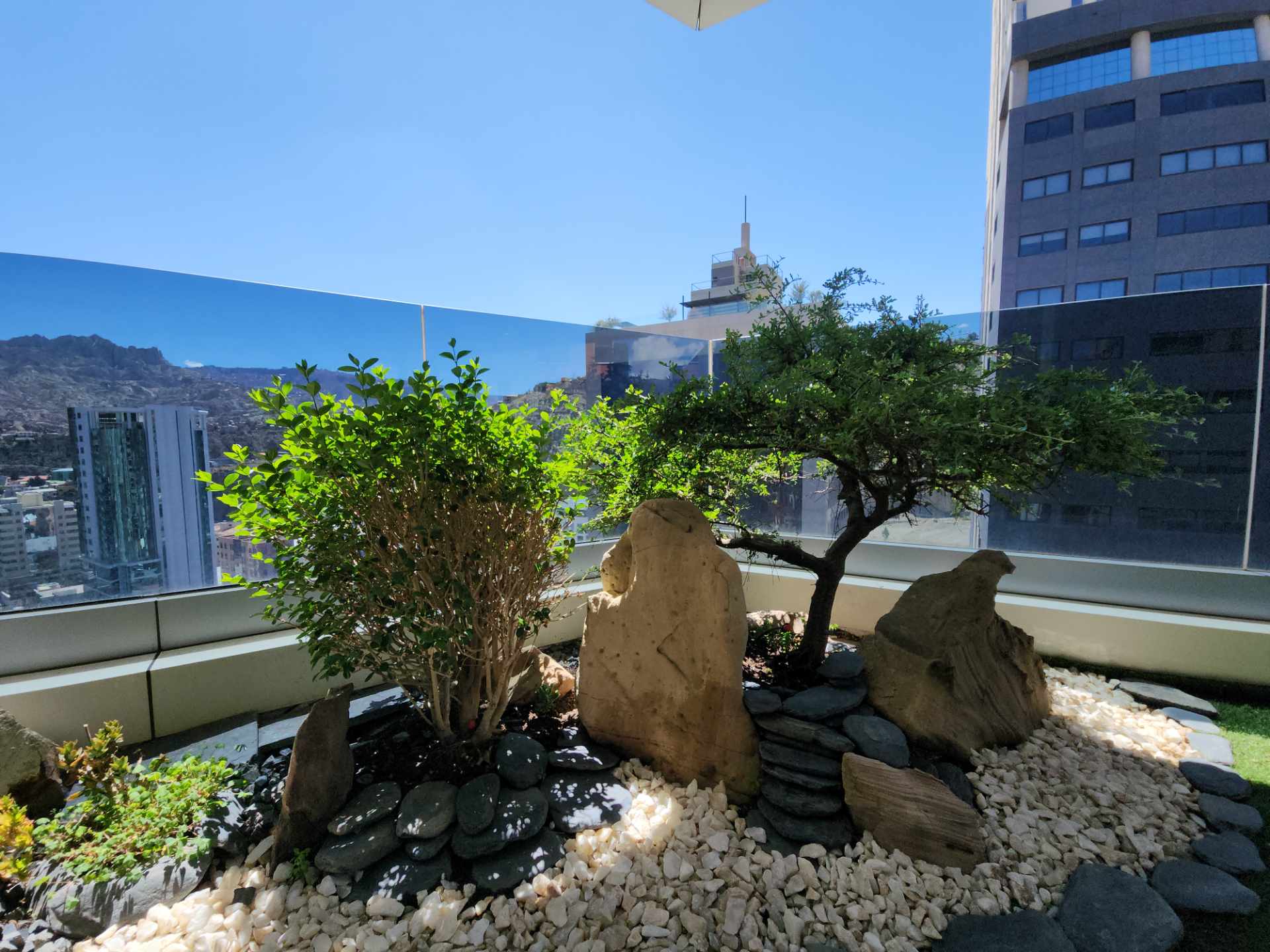 Departamento en Calacoto en La Paz 3 dormitorios 5 baños 1 parqueos Foto 15