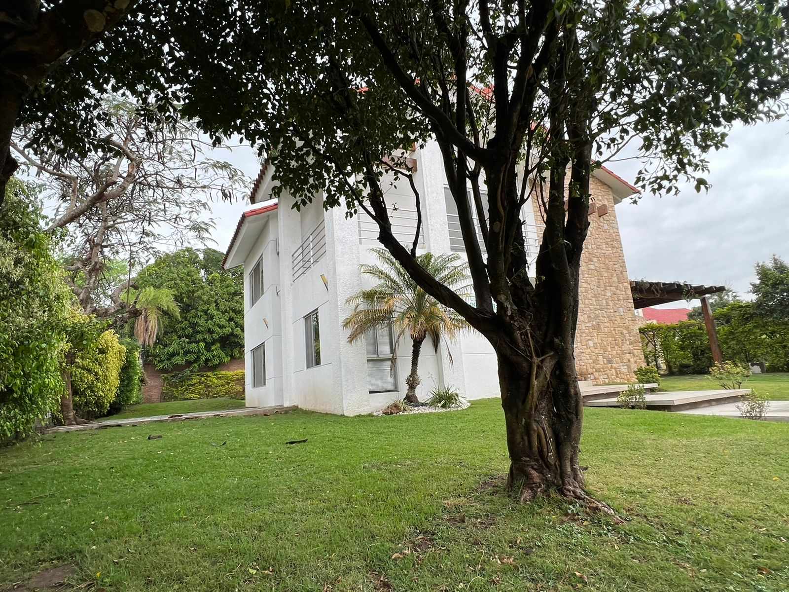 En Alquiler a $us 1,800 Foto 17