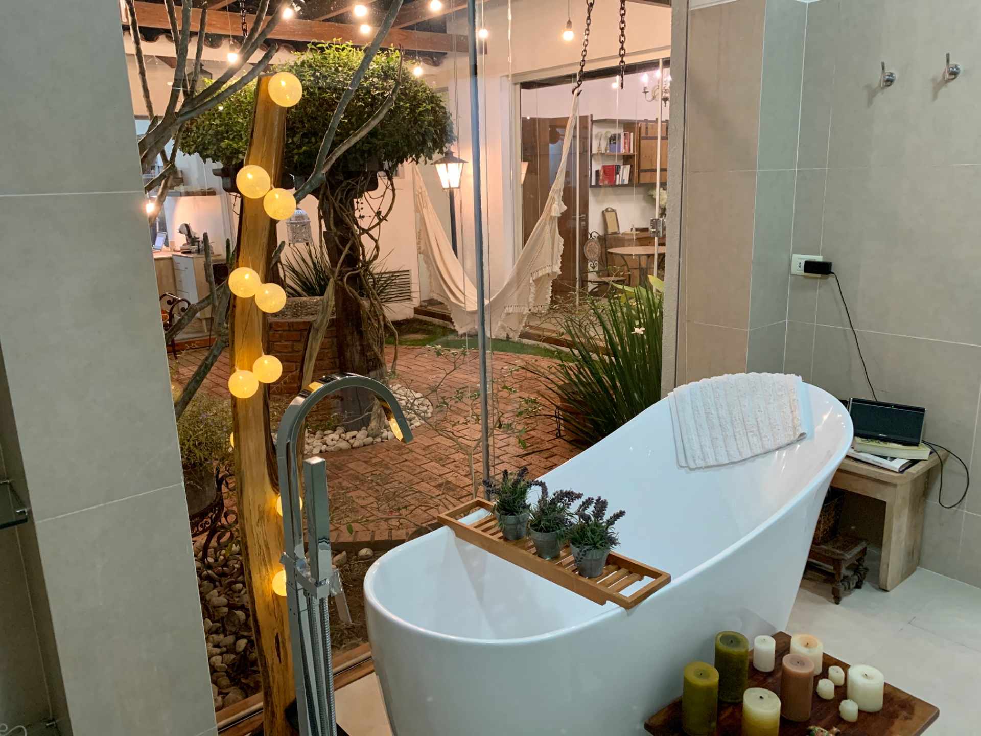 Casa en Las Palmas en Santa Cruz de la Sierra 3 dormitorios 4 baños 2 parqueos Foto 36