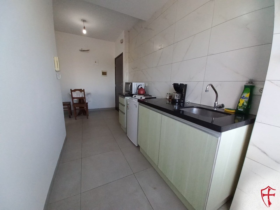 Departamento en AlquilerAv centenario  1 dormitorios 1 baños  Foto 5