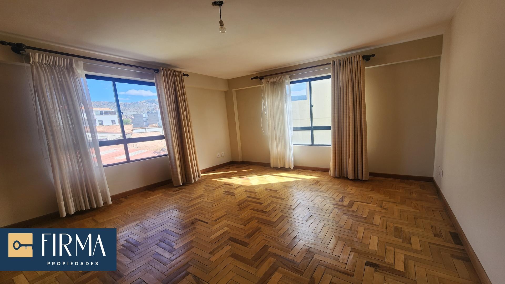 En Venta a $us 145,000 Foto 3