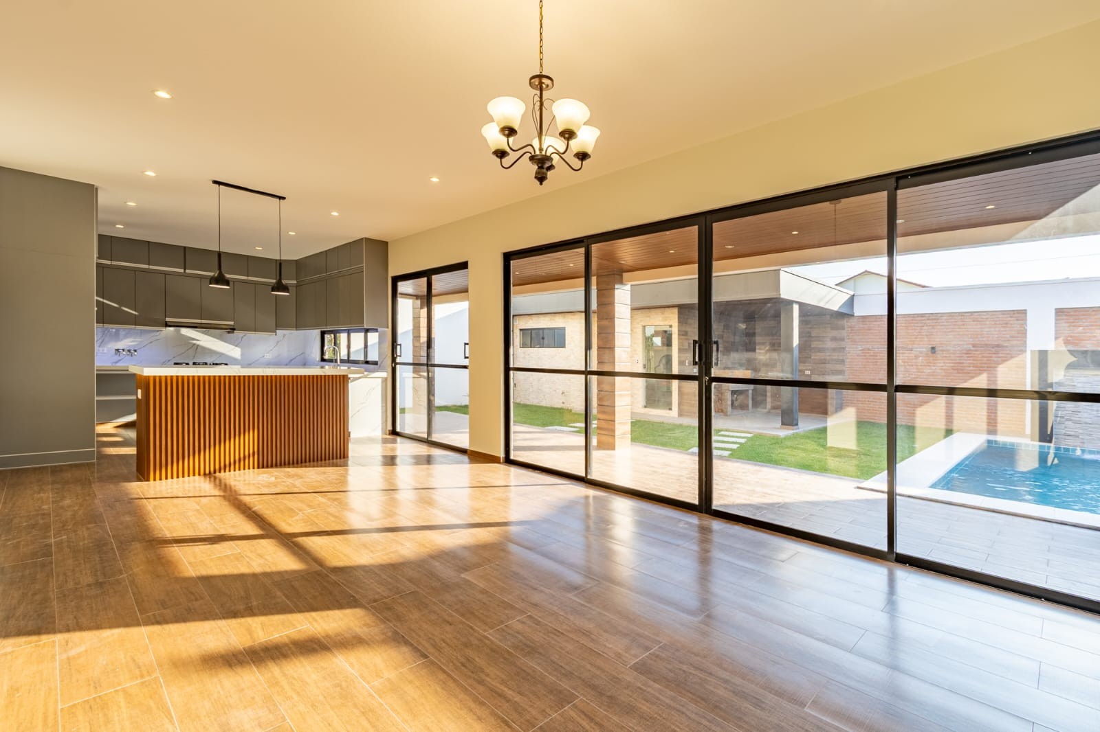 En Venta a $us 480,000 Foto 6