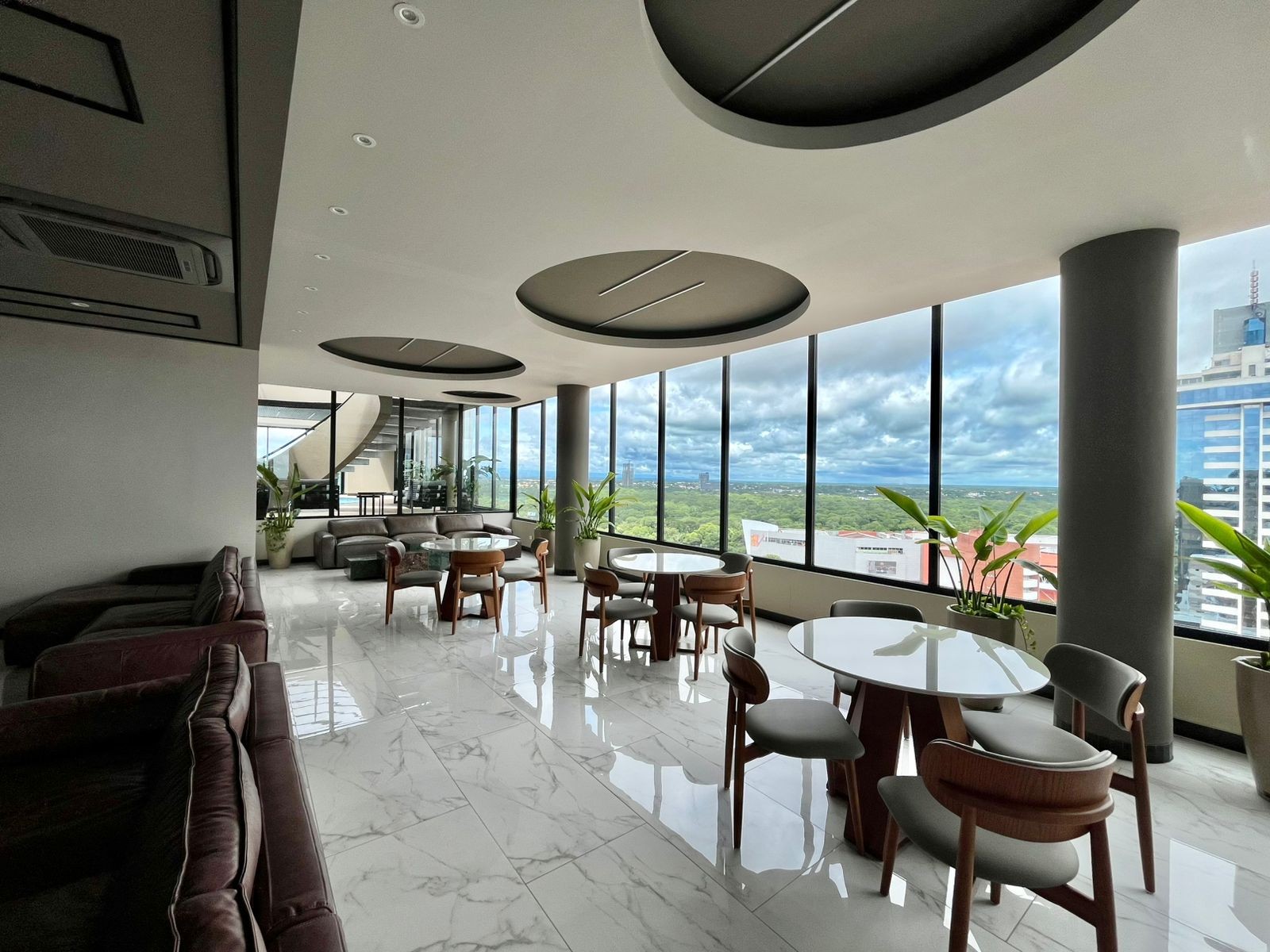 Departamento en Equipetrol en Santa Cruz de la Sierra 1 dormitorios 1 baños 1 parqueos Foto 8