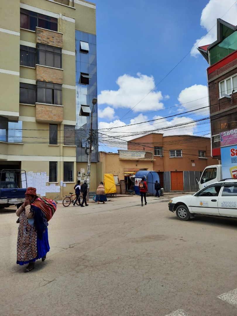 Casa en VentaPlaza José Ballivián, esquina Iturralde, Viacha Foto 2