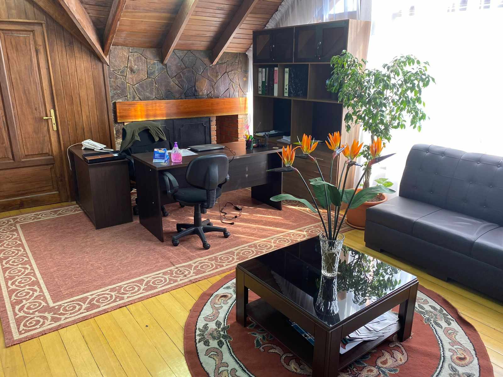 Casa en Irpavi en La Paz 6 dormitorios 5 baños 6 parqueos Foto 8