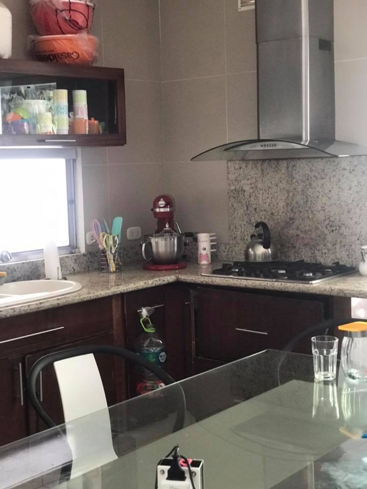 Casa Av. Suarez calle castor franco Foto 7