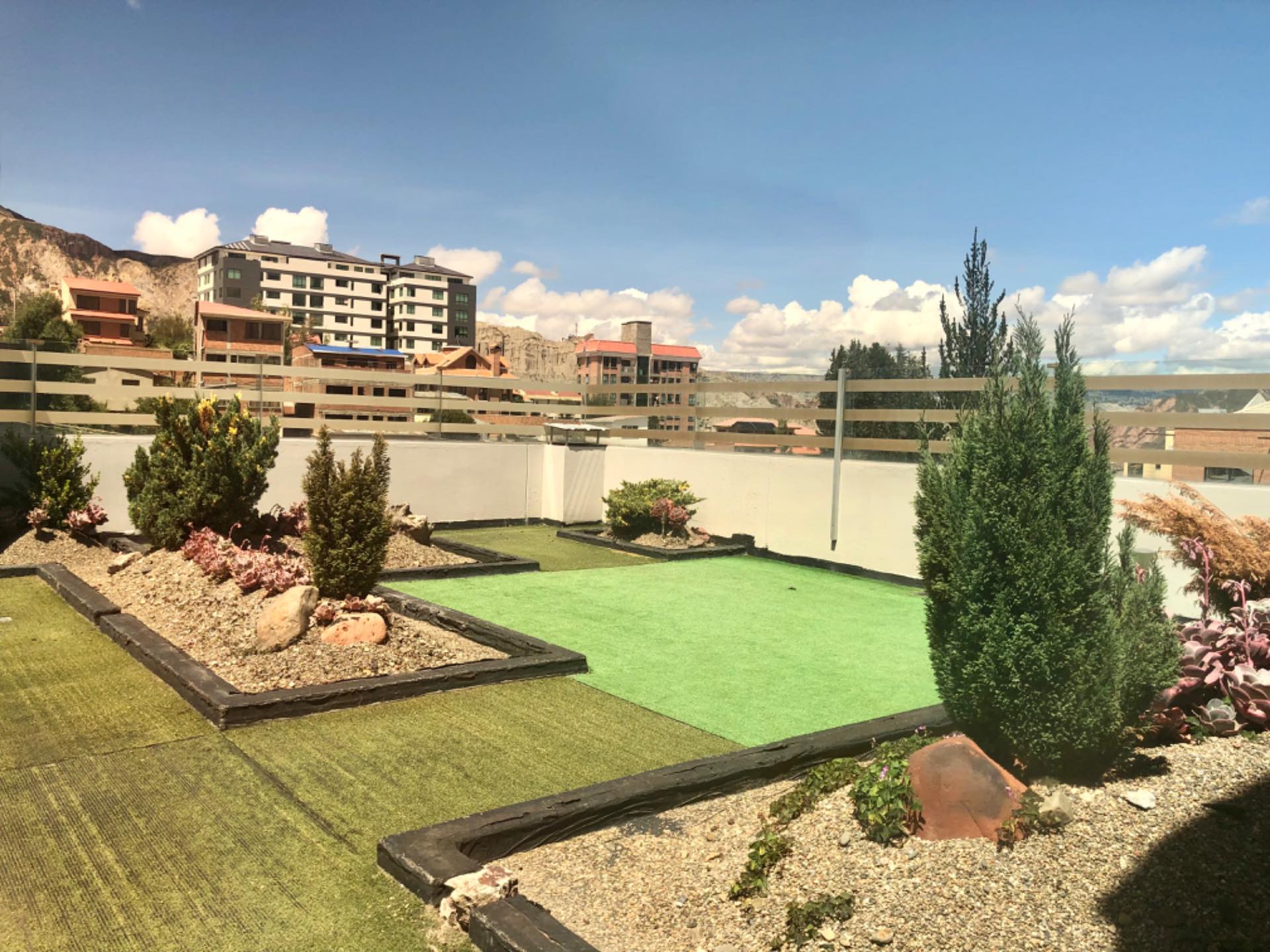 Departamento en AlquilerCALLE 27 COTA COTA 3 dormitorios 4 baños 1 parqueos Foto 2