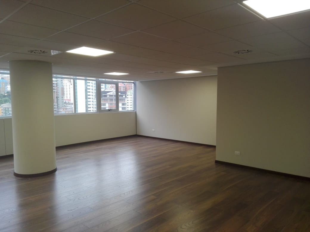 Oficina en San Jorge en La Paz 1 dormitorios 2 baños 1 parqueos Foto 6