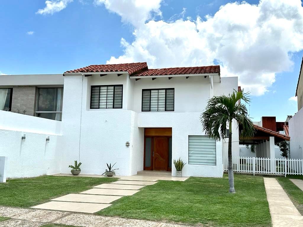 Casa en AlquilerURBANIZACION LA HACIENDA I CASA EN ALQUILER Foto 1