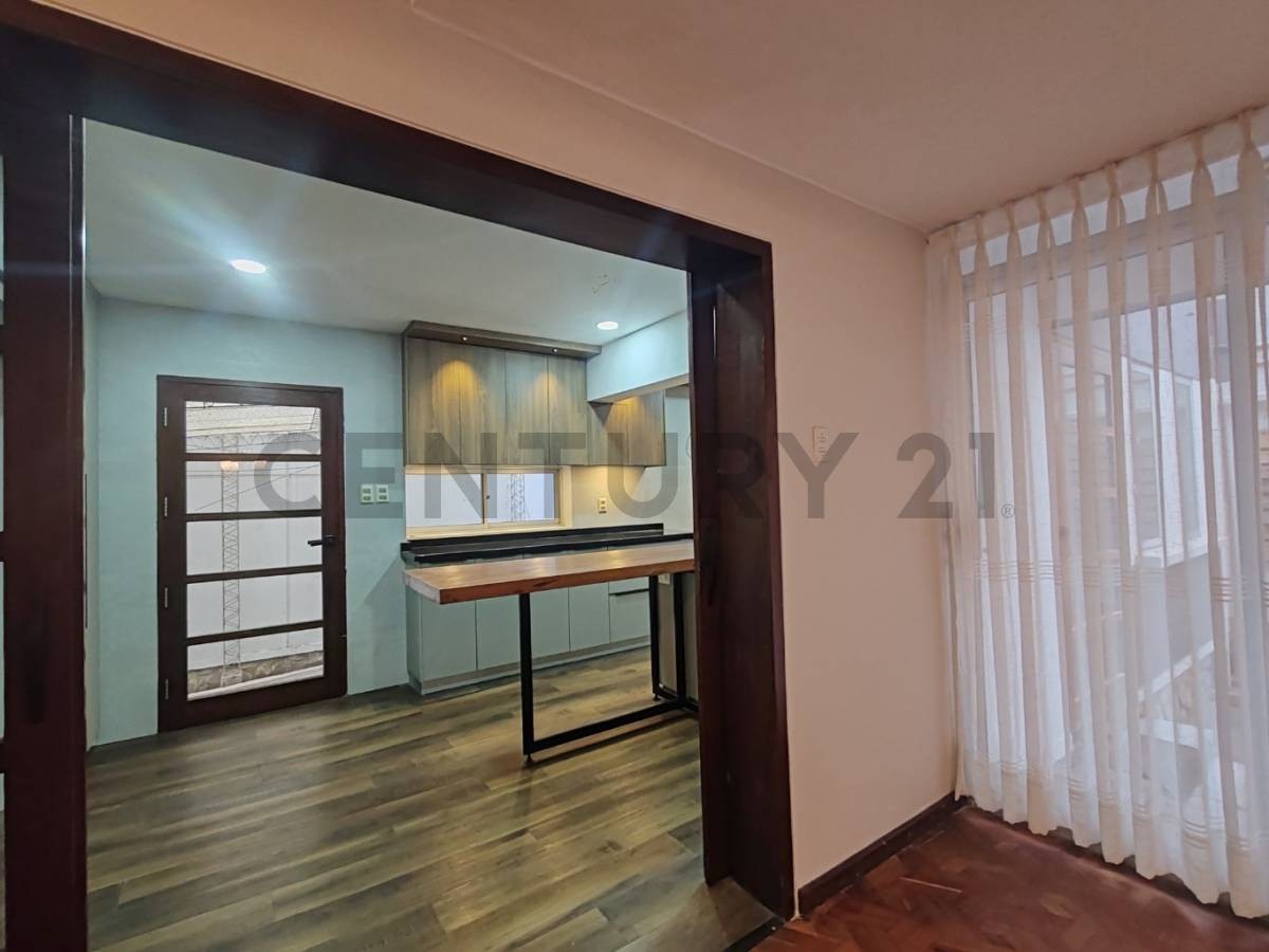En Alquiler a Bs 11,800 Foto 25