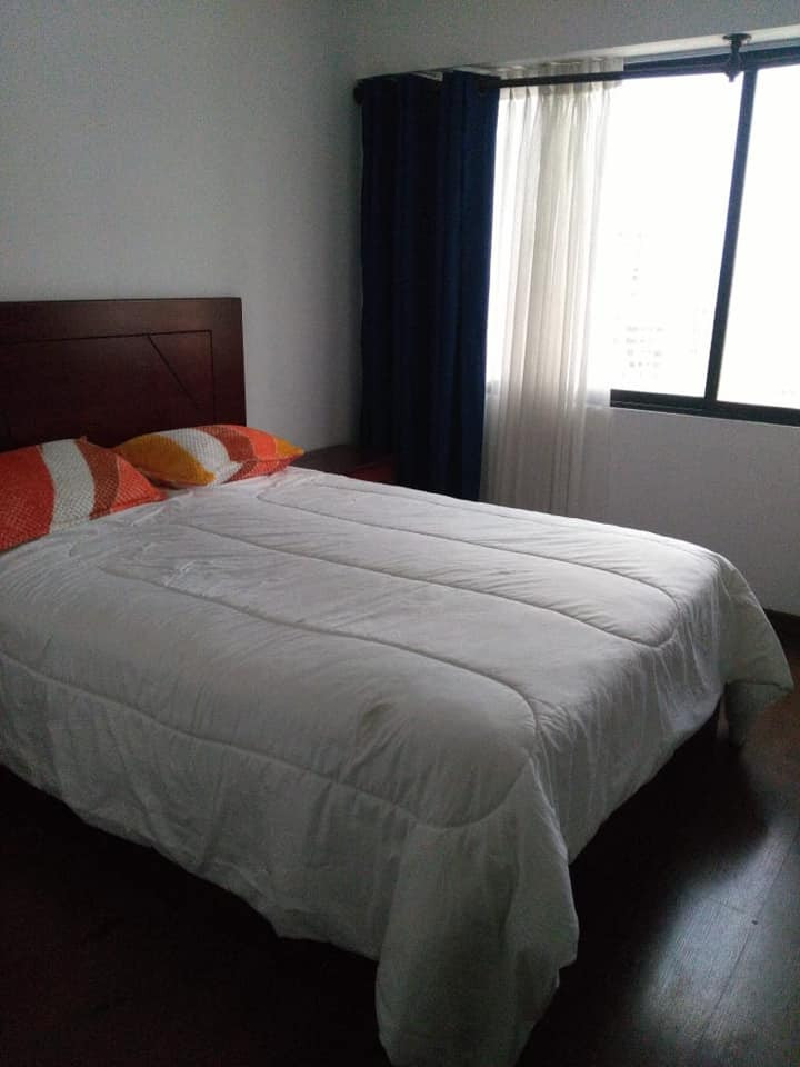 Departamento en Venta Av. Argentina esq Díaz Romero...piso 7. Edificio Torre Vicenta, Zona Miraflores 1 dormitorios 1 baños  Foto 4