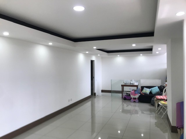 En Alquiler a $us 1,800 Foto 12