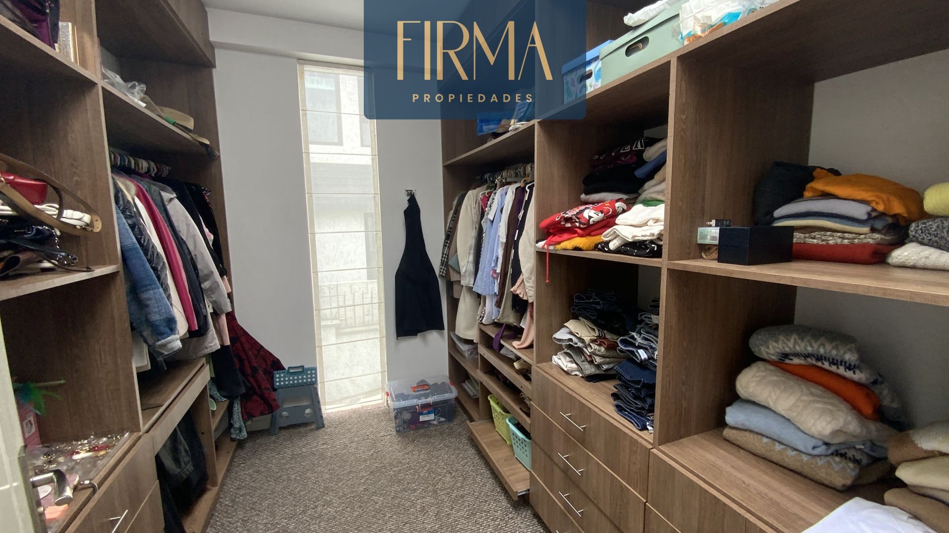 Casa en VentaACHUMANI JARDINES DEL SUR 3 dormitorios 4 baños 3 parqueos Foto 15