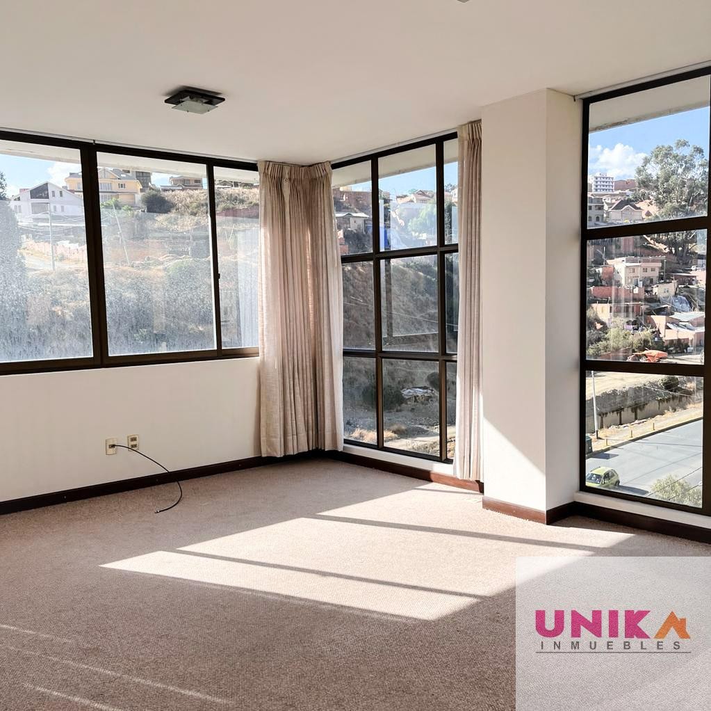 En Alquiler a $us 1,200 Foto 9