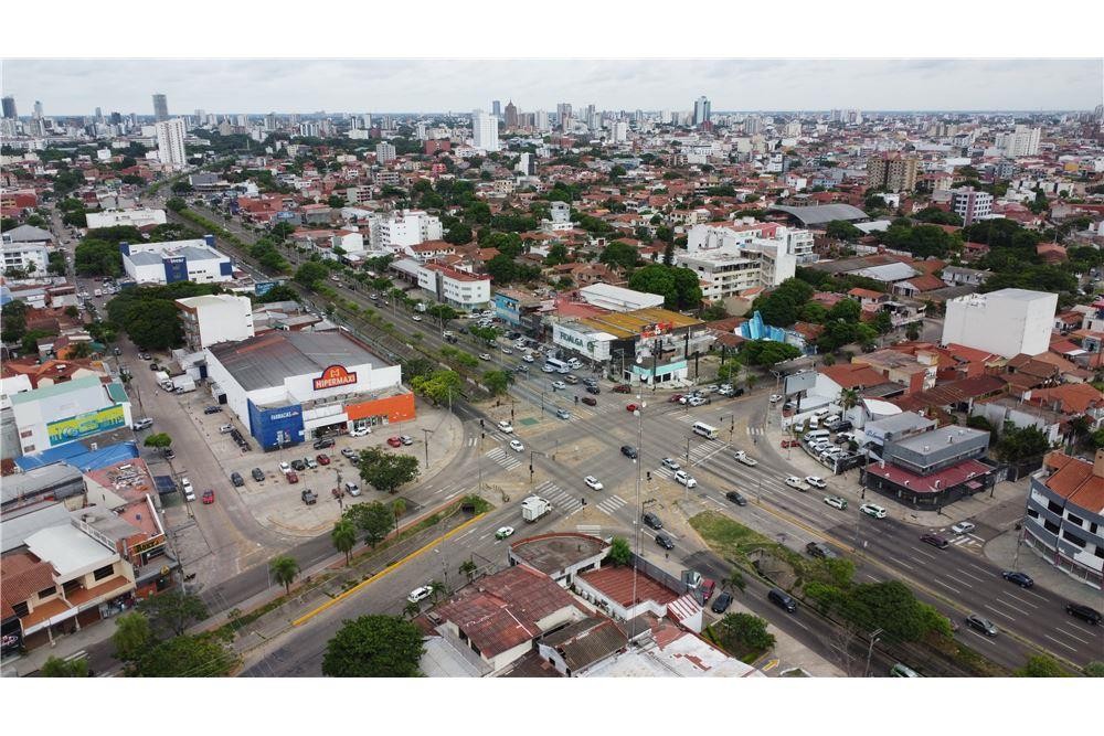 Edificio Avenida 26 de febrero - Segundo anillo a una cuadra Av. Piraí Foto 6