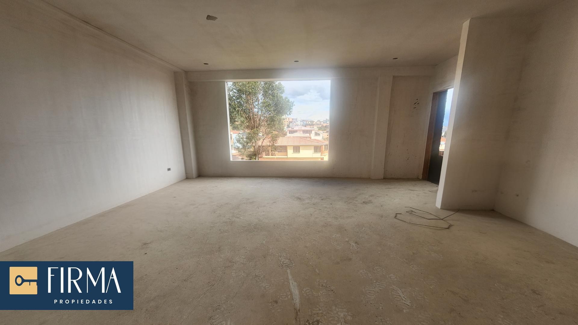 Casa CASA EN PREVENTA DE LUJO EN ESQUINA, ALTO IRPAVI SECTOR PEÑA AZUL Foto 12