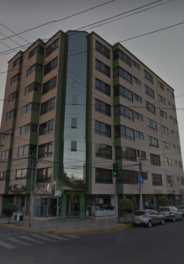 Departamento en AlquilerAvenida Oquendo esquina venezuela  1 dormitorios 1 baños  Foto 1