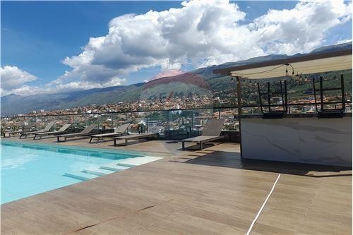 Departamento en Aranjuez en Cochabamba 3 dormitorios 4 baños 1 parqueos Foto 23